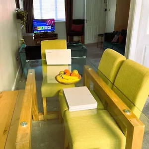 https://villa-cole-house.hotelsin-nottingham.com